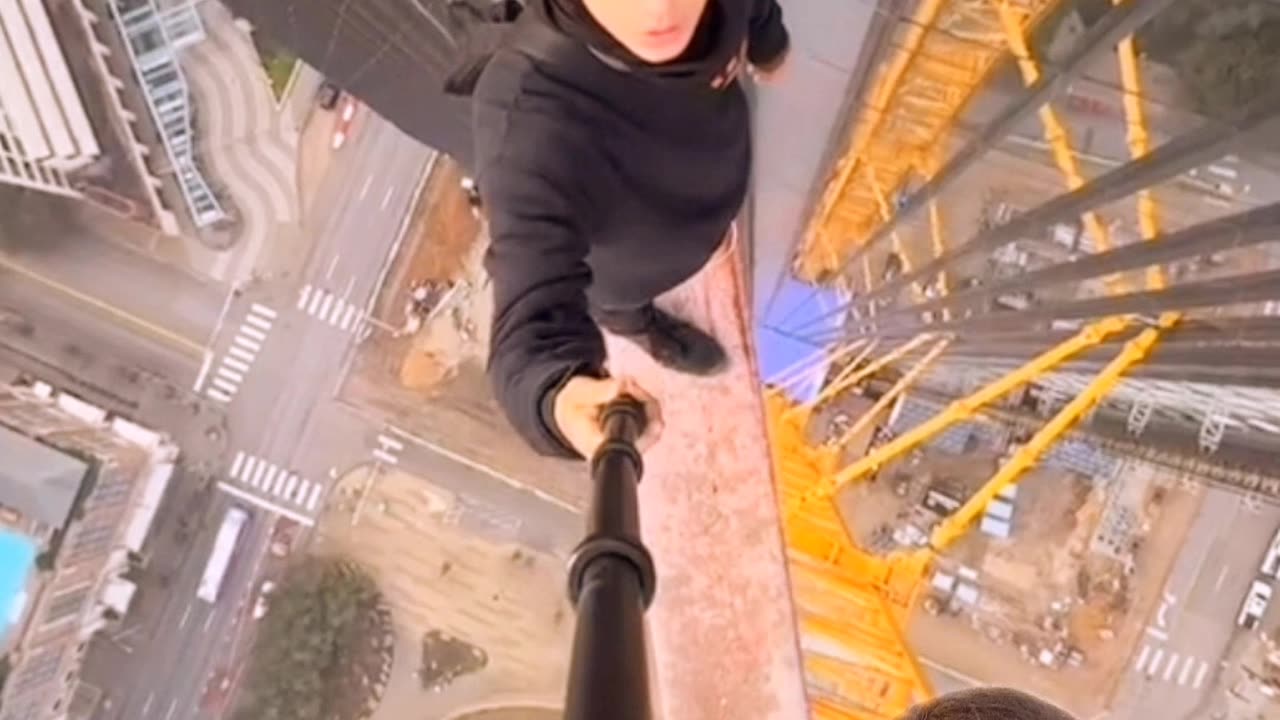 🏢😲 চায়নার বিল্ডিং দেখে মাথা ঘুরে গেল!