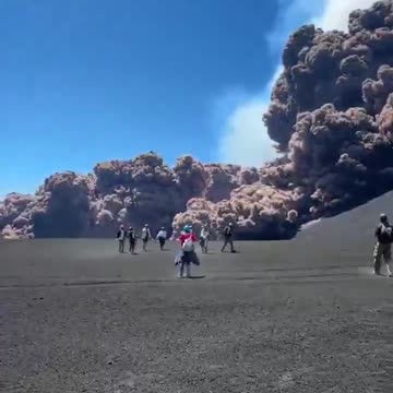 Dramatic Footage Captures Tourists Fleeing as Mount Etna Volcano Erupts