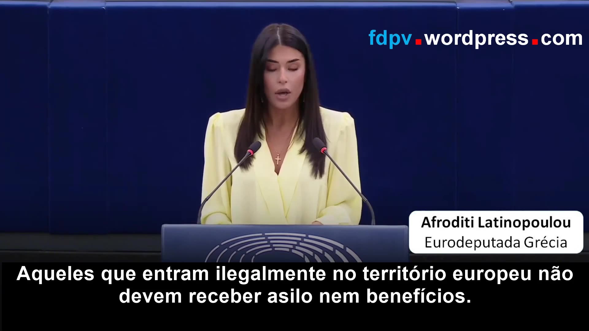 NÃO À IMIGRAÇÃO. DEPORTAÇÃO JÁ - Afroditi Latinopoulou, Eurodeputada Grécia