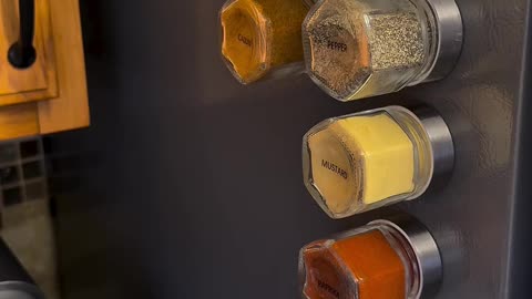 Magnetic Hexagon Glass Spice Jars – Ultimate Space-Saving & Organized Storage Solution
