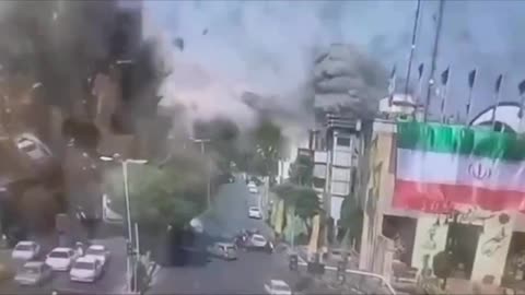 Israeli Airstrike Hit a Group of Cars Waiting at a Red Light