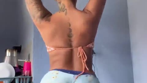 young girl with a big vagina and a very big p*****
