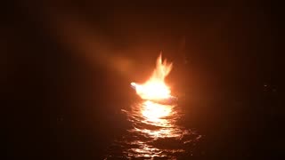 🇺🇸🛶 The US Coast Guard destroyed a drug boat.