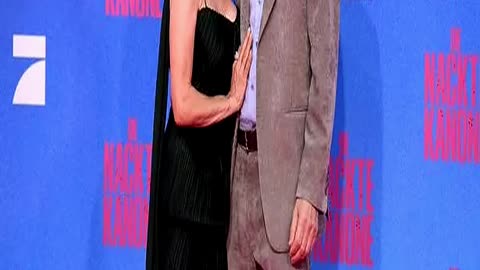 Pamela Anderson and Liam Neeson Fuel Romance Rumou