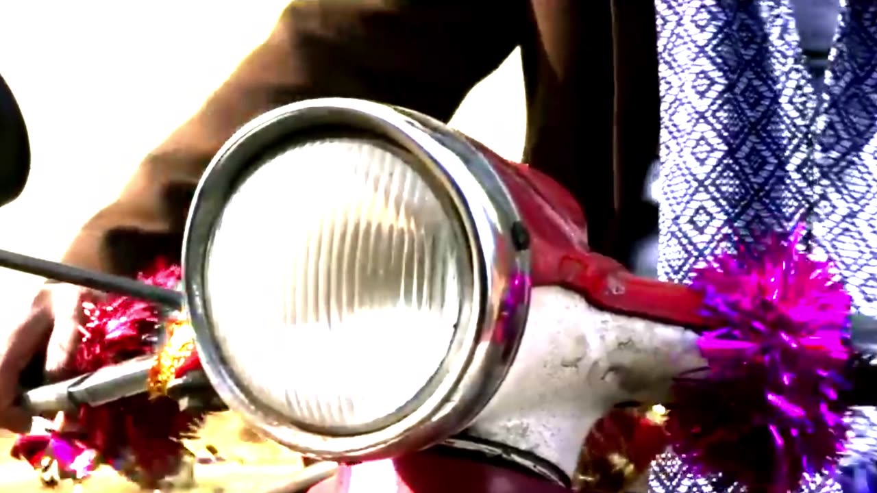 Quit Smoking If You Want Sunny Leone