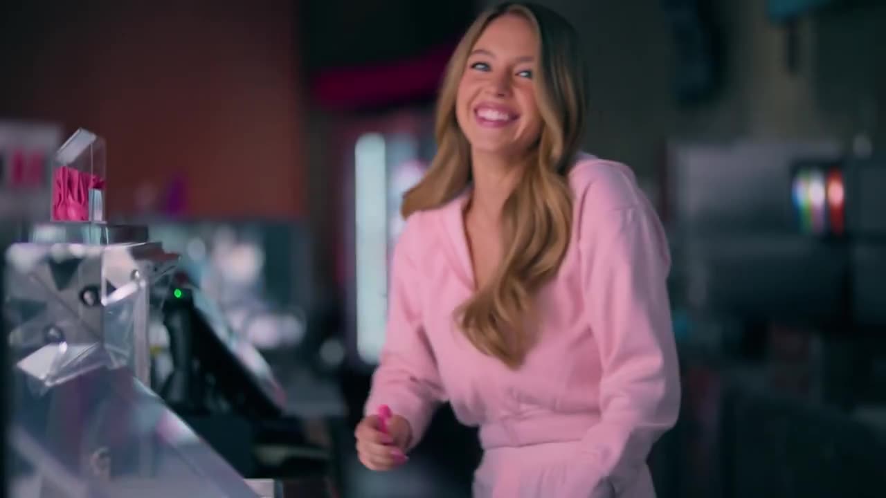 Another Sydney Sweeney Ad Dropped, This Time From Baskin Robbins