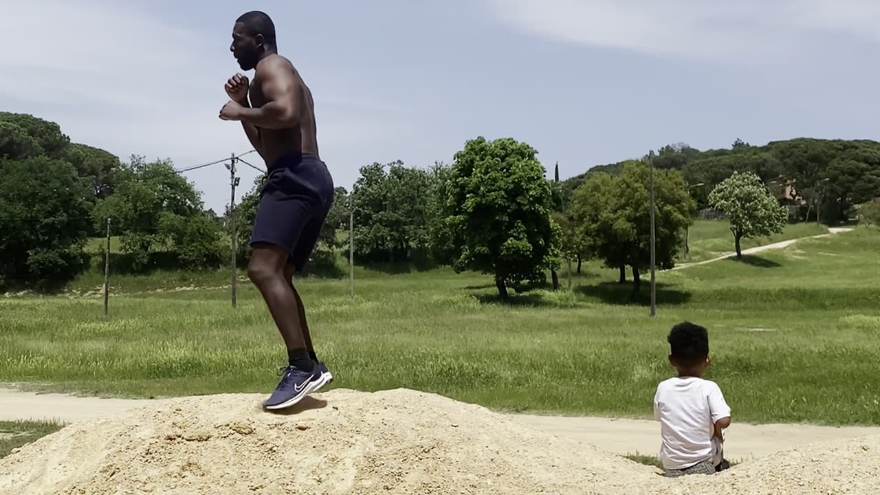 Mike Tyson’s Combo Will Give You GOOSEBUMPS!🔥🥊