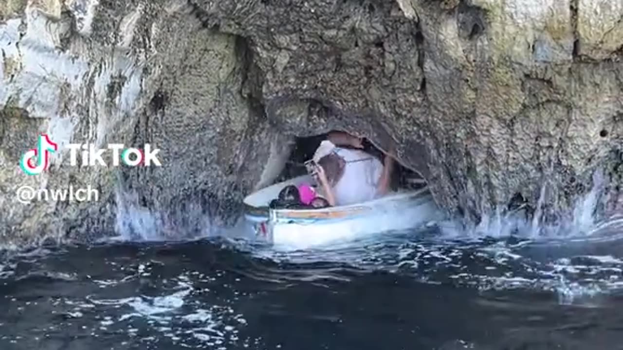 When you don't wait for low tide (via:@nwlch)