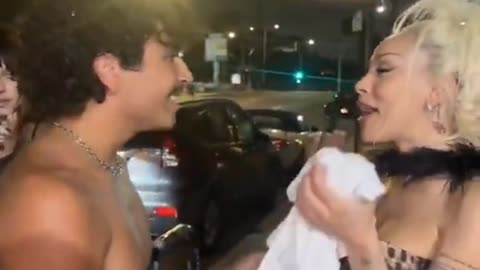 Boundary Issues: Doja Cat's Viral Fan Interaction Explained