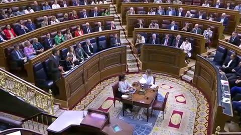 Santiago Abascal a Sánchez: "NECESITA A LA MAFIA Y LA MAFIA LE NECESITA MANTENERLE EN EL PODER"