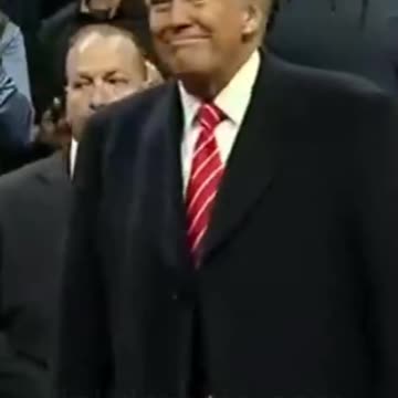 Crowd Cheers Trump as arrives at NCAA Wrestling Finals - USA USA USA!