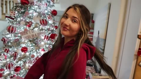 CHRISTMAS EVE SPECIAL BIG FAMILY w_ 16 KiDS!! (1080p)