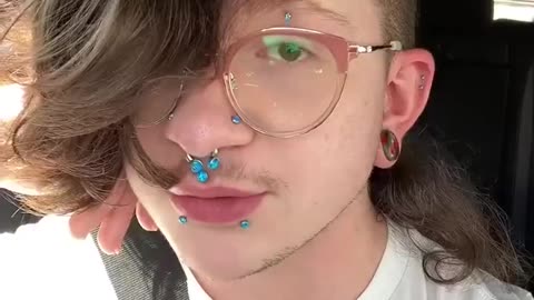 🚨 WINNING! “They just don’t want to hire beautiful bisexual transgenders anymore.”
