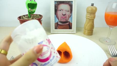 Kluna Tik eating and How to clean Nosewax & Bug_part1