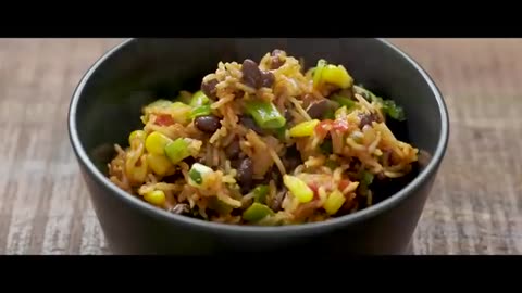 Mexican Inspired Rice and Beans Recipe 🪅 Healthy One Pot Black Bean Vegan Food