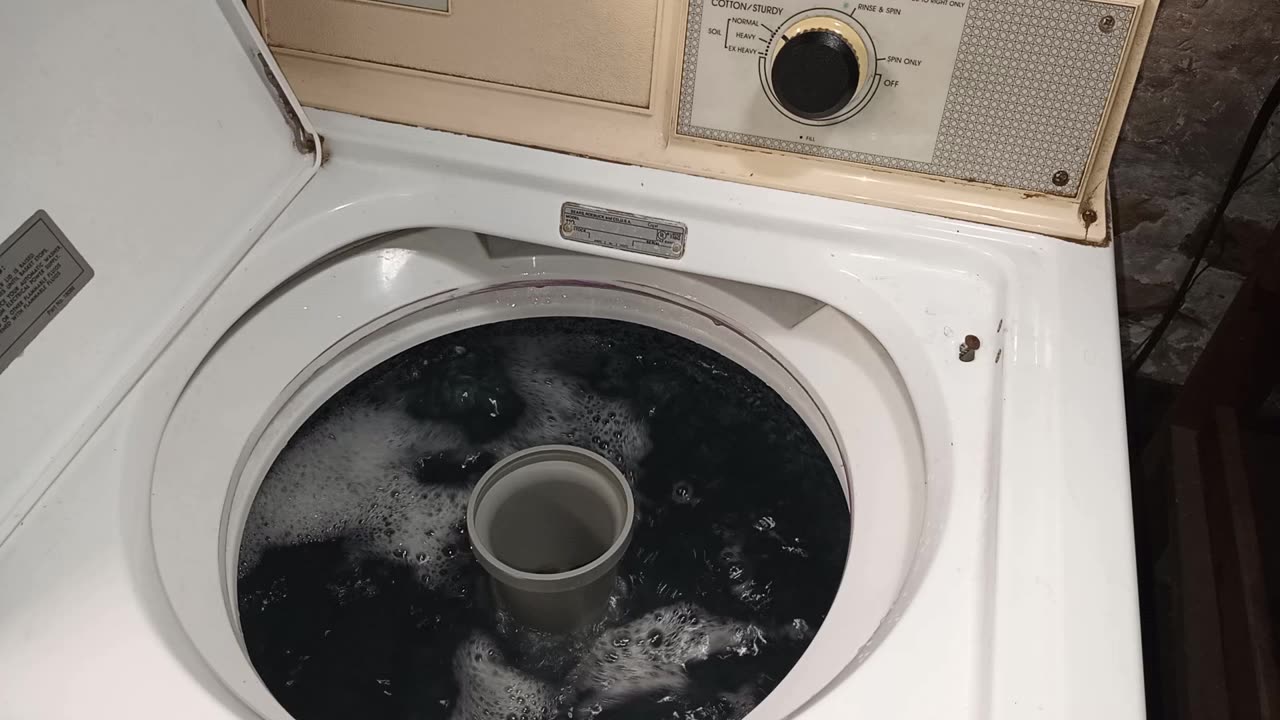 Rinsing Out Old Washing Machine After Load-Date: 12/6/2020
