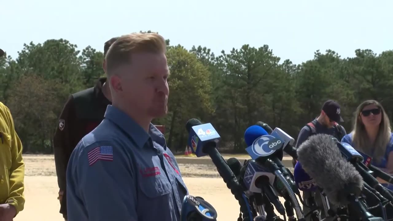 New Jersey officials hold update on fast-spreading wildfire - April 23, 2025