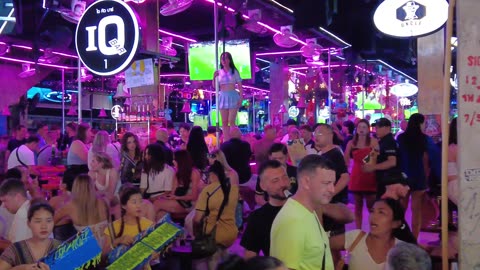 One Night in Phuket = UNFORGETTABLE! Here’s Proof… 🎥🍸