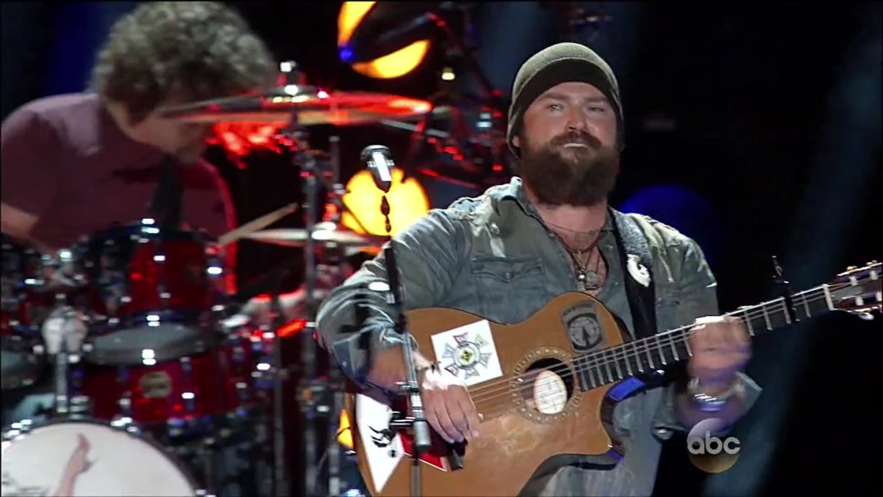 Jump Right In - Zac Brown Band (live)
