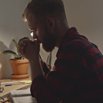 A Moment of Stillness with God