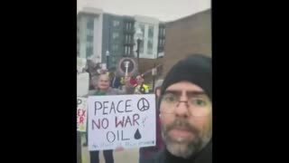 Venezuelan confronts brainwashed liberals protesting Trump freeing Venezuela from Maduro regime