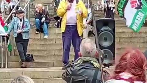 Mick Napier, Palestine Rally, Buchanan Street Steps, Glasgow