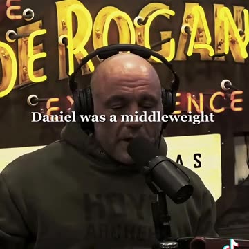 Joe Rogan "the friendliest people that I am friends with are all killers"