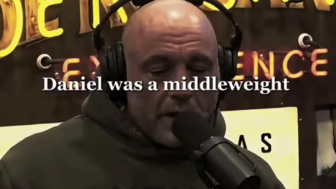 Joe Rogan "the friendliest people that I am friends with are all killers"