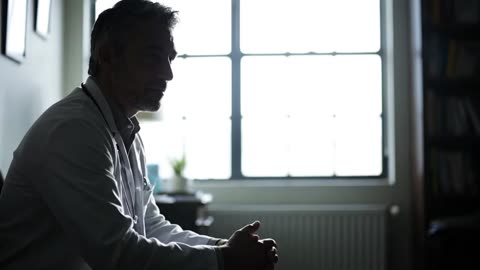 Living Abroad Nearly Broke His Health — A Story Every Vietnamese Overseas Should Hear