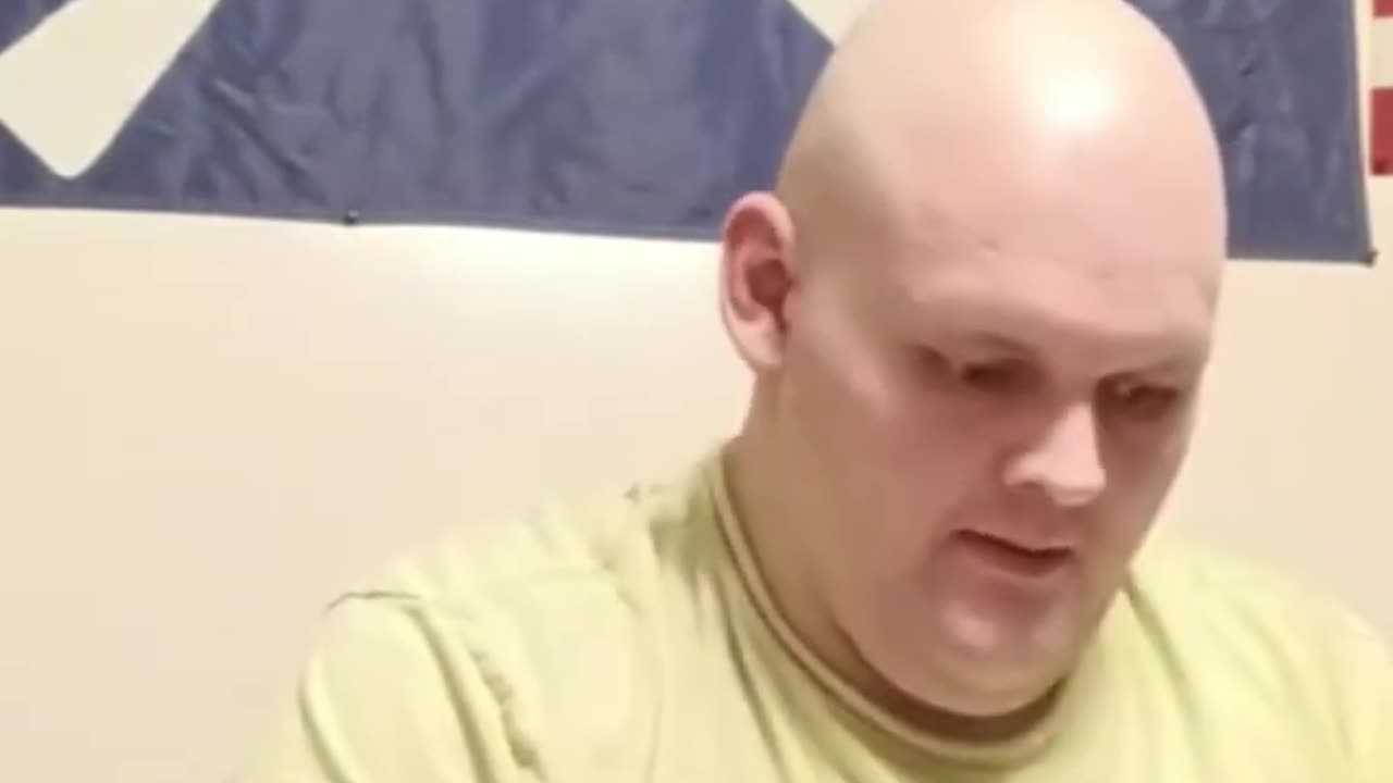 I'm making the pull string.