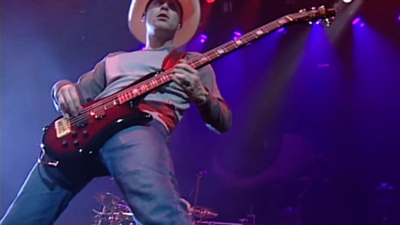 Leader of Men - Nickelback (live)