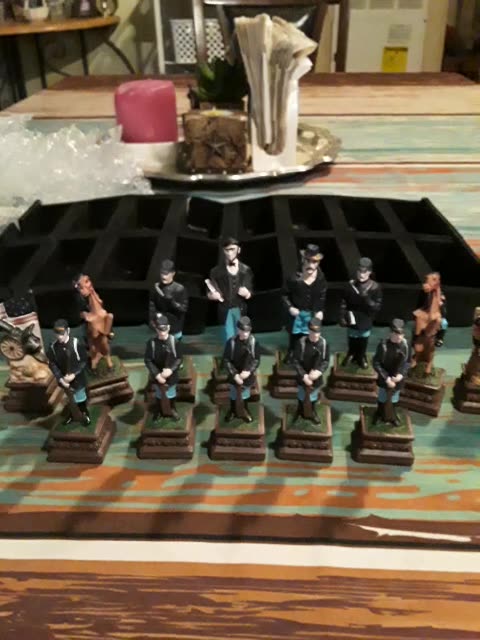 Confederate selling Yankee stuff