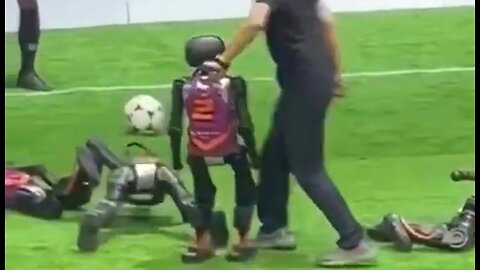 CHINA DEBUTS HUMANOID ROBOT SOCCER LEAGUE IN BEIJING 😂