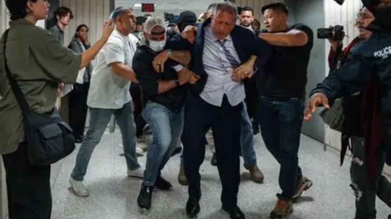 Breaking Federal Agents Arrest NYC Comptroller and Mayoral Brad Lander at Courthouse