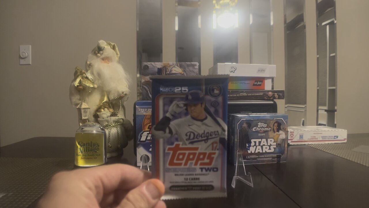 2025 Topps Series 2 Fsnatics