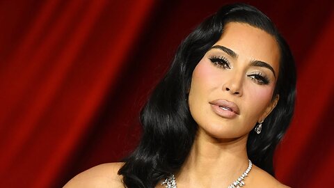 Kim Kardashian Steps Out With Polarizing Ensemble for Party in Venice