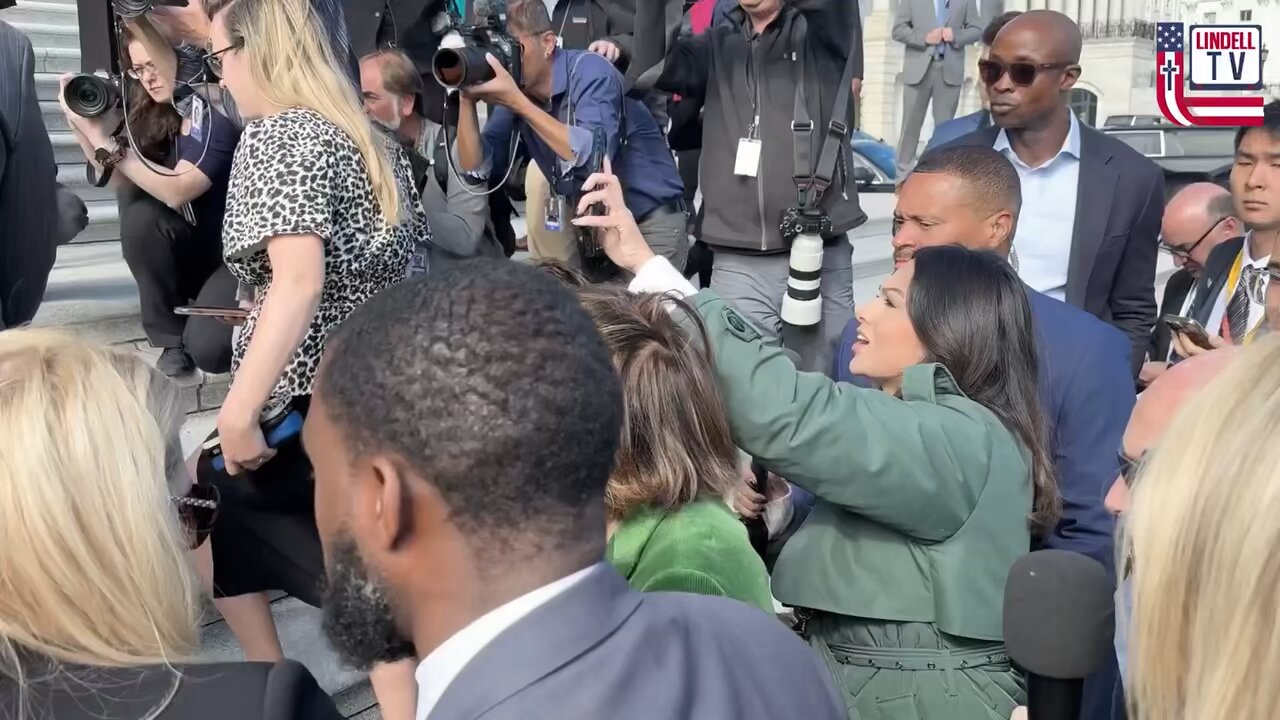 Pelosi tells reporter to SHUT UP 😳