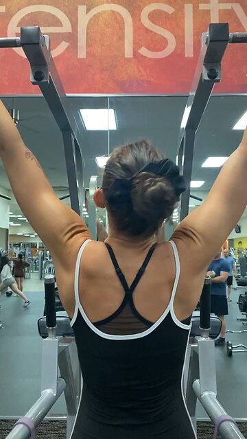 Wide Arm Pull-up W/ Band