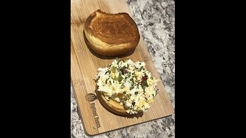 Crumbled Bacon and Hard-boiled Egg Sandwiches