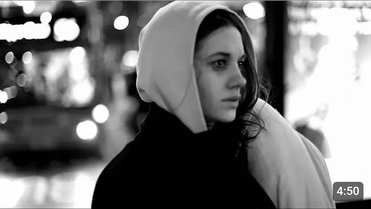 Ed Sheeran - The A Team [Official Music Video]