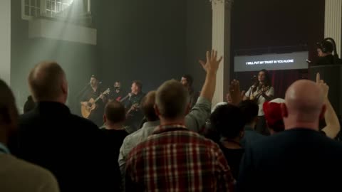 Pat Barrett - Build My Life (feat. Chris Tomlin) (Live)