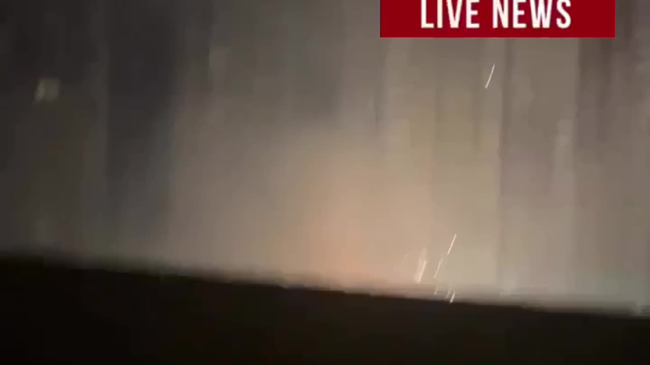 😔 The moment of detonation of UAV debris in Kyiv