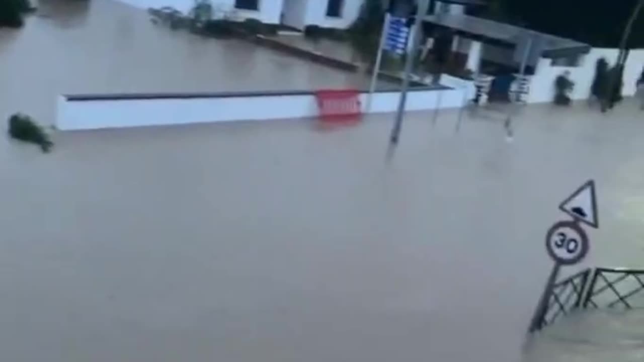 Major flooding in San Martin del Tesorillo in the province of Cádiz, Spain 🇪🇸