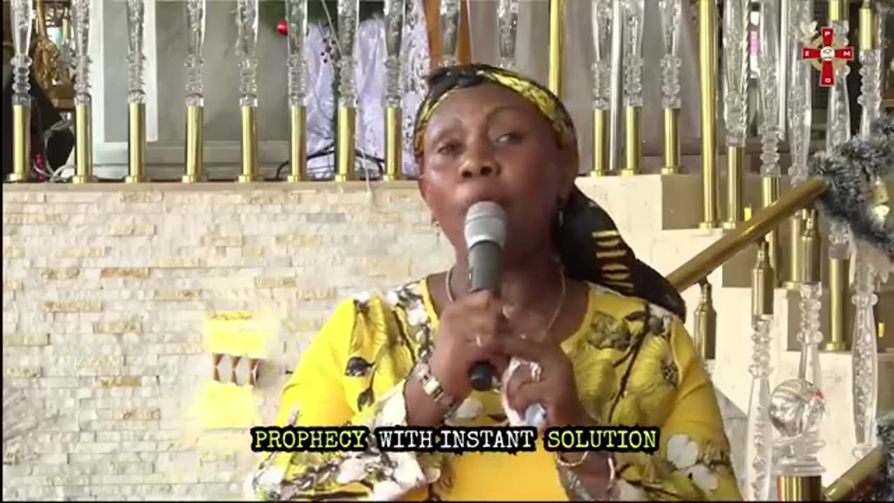Nkechi Received Instant Healing After The Prophecy! "The Beautiful Beautifier" in action!!