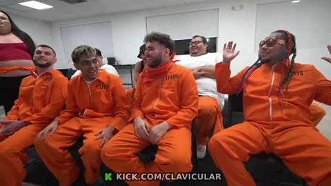 6ix9ine ROASTS Prison Stream: "Opposite of Jail cuz EVERYONE'S Black!" 😱😂