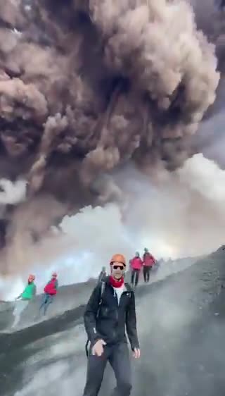 A breathtakingly detailed video captures the eruption of Mount Etna up close.