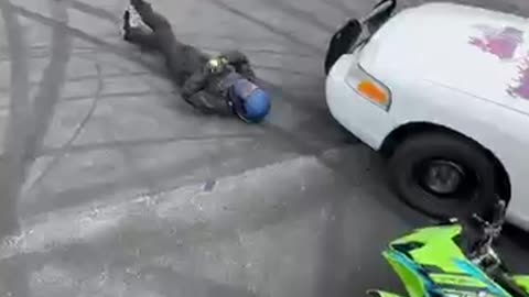 Shocking: Fail Friday #fail #motofail #rideicon #lexinmoto #ouch #scorpion #cras