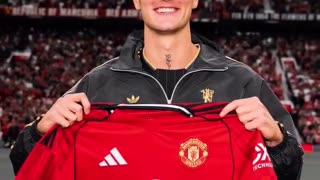 Behind-the-scenes of Benjamin Sesko's Old Trafford unveiling