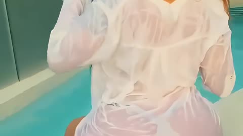 Queen vee bosset