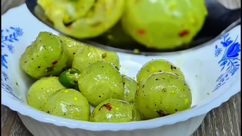 Summer drinks and pickles to make your summer cool